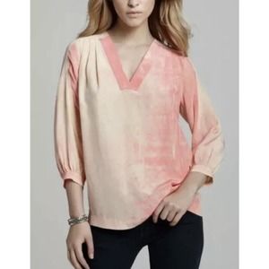 DVF Diane Von Furstenberg Size 6 100% Silk Cahil Top Printed Neon Spray H23